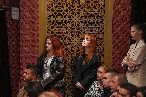 Млади хора на срещата в Хасково