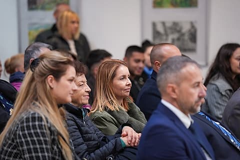 Симпатизанти на срещата с Илияна Йотова във Враца