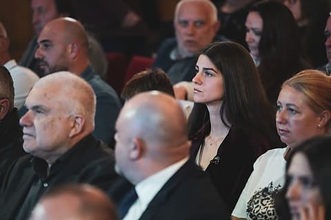 Граждани на срещата с Илияна Йотова и Кирил Вълчев в Самоков