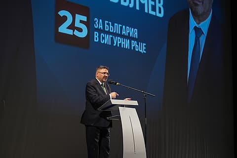 Кирил Вълчев говори пред гражданите в Стара Загора