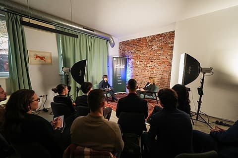 Студенти на срещата-разговор с Илияна Йотова