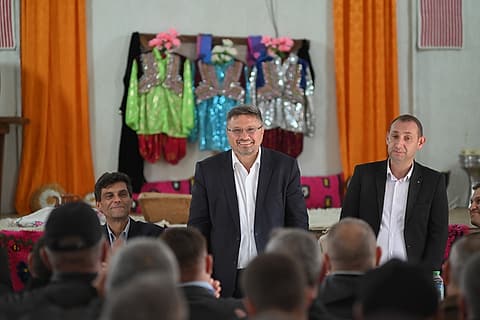 Кирил Вълчев е посрещнат с хляб в Банско