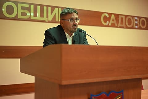 Кирил Вълчев говори пред гражданите в читалище „Христо Смирненски“ в Садово